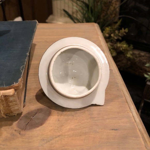 Vintage Nippon Dragonware Moriage Porcelain Teapot . 6 x 7 Inches - Picture 12 of 12